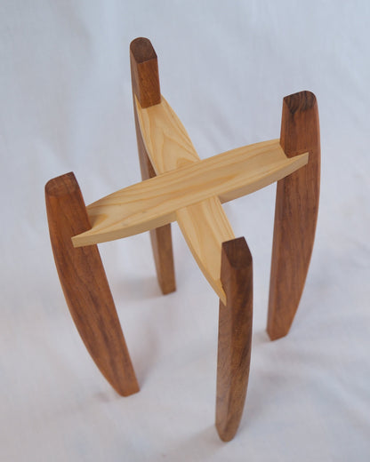 Plant stand