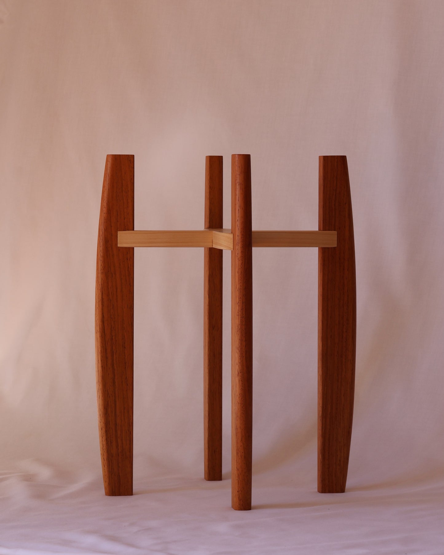 Plant stand